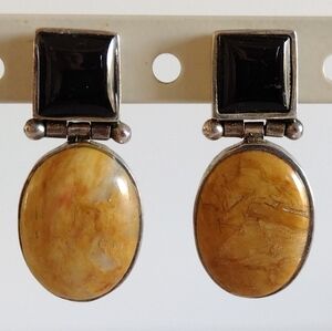 Onyx Yellow Jasper Sterling Silver Pierced Earrings Thailand